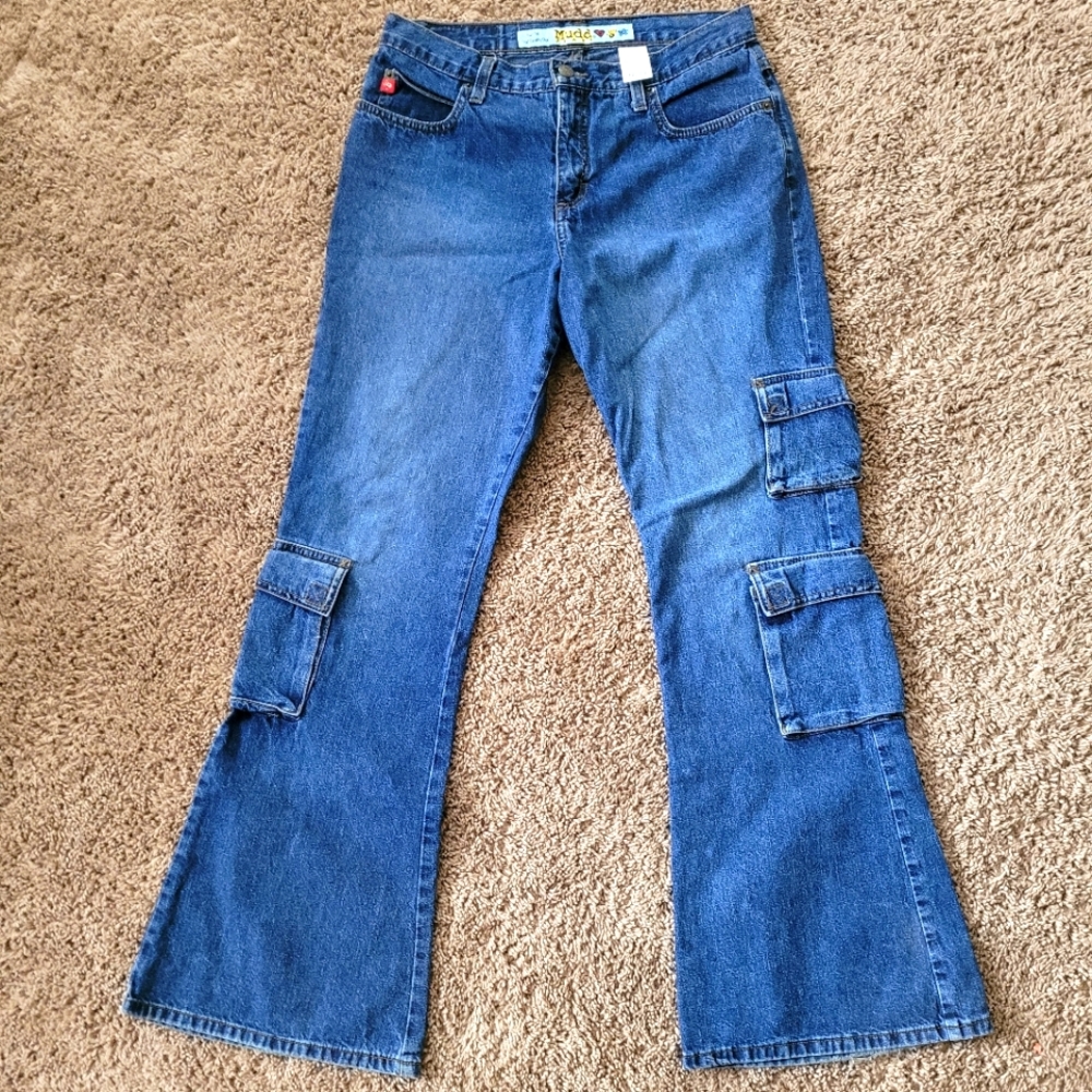 Y2K mudd side cargo pockets, bell bottom jeans size 11